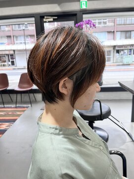 キャリー(Caly) ショートボブ