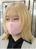 ブロンドウルフ[新宿駅/切りっぱなしボブ/エアリーロング]