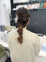 リール(THE RIRE.)&nbsp;＊THE  RIRE.  結婚式お呼ばれ×編みおろしアレンジ＊