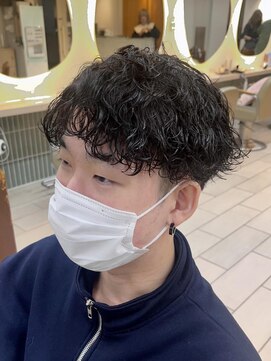 テトラ バイ ネオリーブ 横浜西口店(tetra by neolive) メンズパーマ　波巻きスパイラルパーマ　横浜