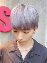 デイズ(days)&nbsp;シルバーカラーツーブロックマッシュ　ウルフカット