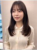 ミディアムレイヤー　オージュア　グレージュ顔周りカット