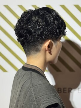 バーバーバー 四谷(BARBER-BAR) ビジネス爽やかスペインカール