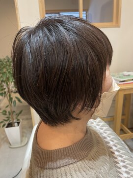 アカリ(acari) ショートボブ