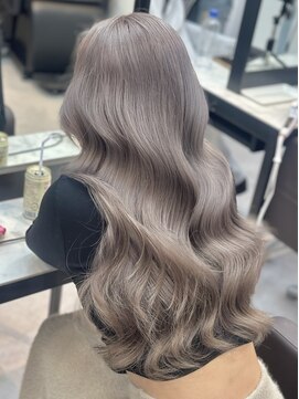 エリーツ(elyts) グレーベージュ/韓国/渋谷/ケアブリーチ/シールエクステ