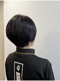 うねるくせ毛をまとまる髪へ　丸みショート