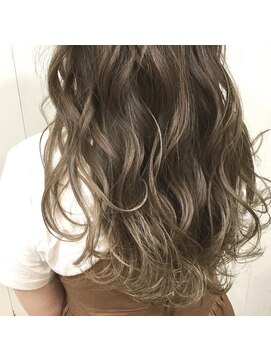 ノット 成田公津の杜(Knot) 外国人風ハイライト×ブランドベージュ☆