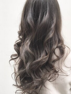 ラックスビー 鹿児島店(LUXBE) 透明感ある暗髪カラー【LUXBE　鹿児島店】