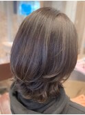 くびれミディアム /ミディアム/ブラウンベージュ/レイヤー