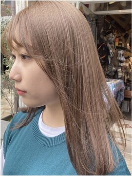 シカ 神戸三宮元町店(Cica) ベージュカラー 冬カラー ブリーチ ハイトーン 三宮 神戸