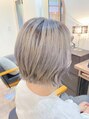 ノイ(noi) シルバーカラーショートボブ♪