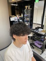 アイズ 海老名(AIZU)&nbsp;波巻きツイストスパイラルパーマ　メンズウルフ　〈理容室〉