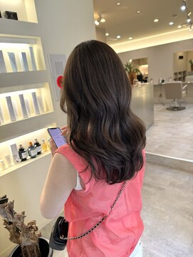 ムード(MOOD.) 今季人気なくすみベージュカラー