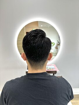 ニックピック(NicPic) 30代　爽やか刈り上げ2ブロック / 倉敷　メンズ　ヘッドスパ