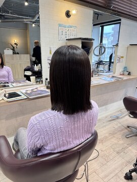 コワファースト長崎シャンプーボーイ 2nd(COIFF1RST 長崎 SHAMPOO BOY) ぱつっとボブ 髪質改善縮毛矯正 髪質改善トリートメント