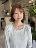 柔らかベージュ