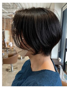 スペックホルダー(Spec Holder) ショートボブ8.31くびれヘア