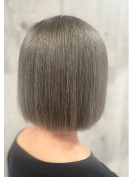 ノエ 柏東口店(Noe.) ぱつっとボブ×最強透明感グレージュカラー