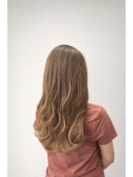  Radix ベージュ系ハイライト