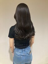 アカラ アネックス(acala annex)&nbsp;グレーベージュロング【20代30代40代/イルミナカラー/髪質改善】