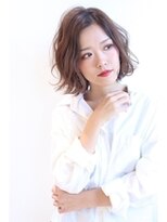 ワールドビューティビバルト 宝塚店(WORLD BEAUTY VIVALTO)&nbsp;ひし形シルエット大人可愛いふんわりワンカールボブ