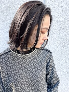 ミィ 浦和(mee) 【 mee. 】オオニシ　ボブ　ショート　前髪　イメチェン