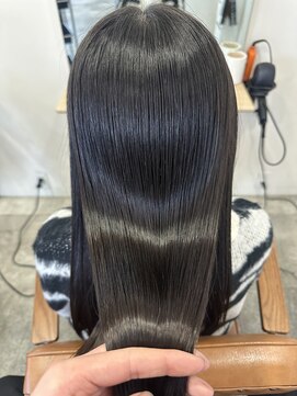 イオエ 岡本(ioe) 髪質改善/チェリーブラウン/モード/ダークアッシュ/イメチェン