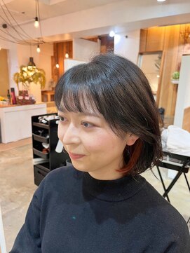 スクエアウーノ 博多(SQUARE＊UNO HAKATA) イヤリングカラーボブ