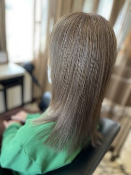 コア フィール ア デイ(COIFFURE A DAY) 【M3D ロング】当店人気メニューM3Dトリートメント