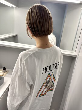 キュー(que) ミニボブ