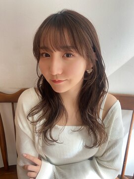 ガーランド (Garland) 大人かわいいくびレイヤー/ピンクベージュ/小顔シースルー前髪