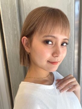 プール(POOL) 【本山貴志】ハイトーンベージュダブルカラー前髪ストレートボブ