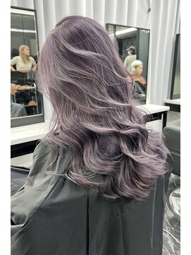 リア 大阪梅田(Ria) ~ラベンダーグレー~ 【Ria 大阪 梅田】