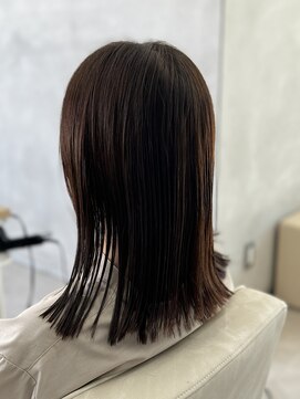 レヴィア(REVIA) レディース切りっぱなしスタイル