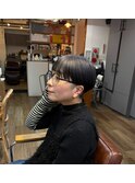 マッシュヘアにプラチナアッシュのアンブレラカラー