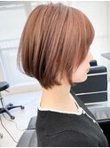 20代30代ショートヘアココアブラウン小顔美肌ストレート丸み