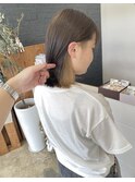 切りっぱなしボブ&インナーベージュ