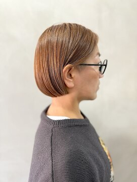 ラトリエコンタン(L´atelier Content) 前上がりボブ　ブリーチなしの白髪ぼかしカラー