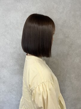 コムシー(Comme si.) 美髪矯正(縮毛矯正)髪質改善ヘアエステ ツヤボブ