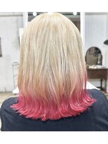 ワースホワイル(WORTH WHILE) 大人ガーリーダークアッシュミディアムレイヤーカットブリーチ