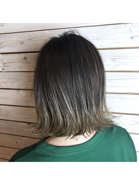 デコヘアー キートス(DECO HAIR kiitos) 自然なグラデーションカラー