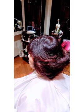 ヘアワークス ヴィヴィ(Hair works ViVi) ミディアムボブ