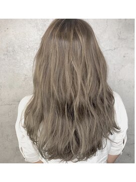 スパークスヘア(Sparks hair) ハイライト盛り