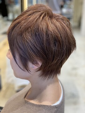 ヘア デザイン リスク(HAIR DESIGN RISK) 【RISK 高橋勇太】シルエットが完璧な大人かわいいショート