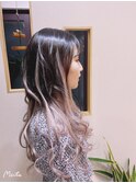 黒×ホワイト