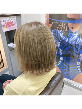 アールモンドヘア新世界 ♯切りっぱなしボブスタイル
