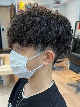 グッドタイムエフティフィフス 横浜西口(GoodTimes ft.fifth) ツイストスパイラルパーマ波巻きスパイラル刈り上げマッシュ