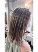 一回のブリーチで出来るナチュラルバレイヤージュ