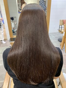 バズ(BUZZ) アッシュベージュ（BUZZさの）