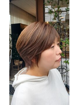 リビングヘアルーム(LIVING HAIR ROOM) ひし形ショート